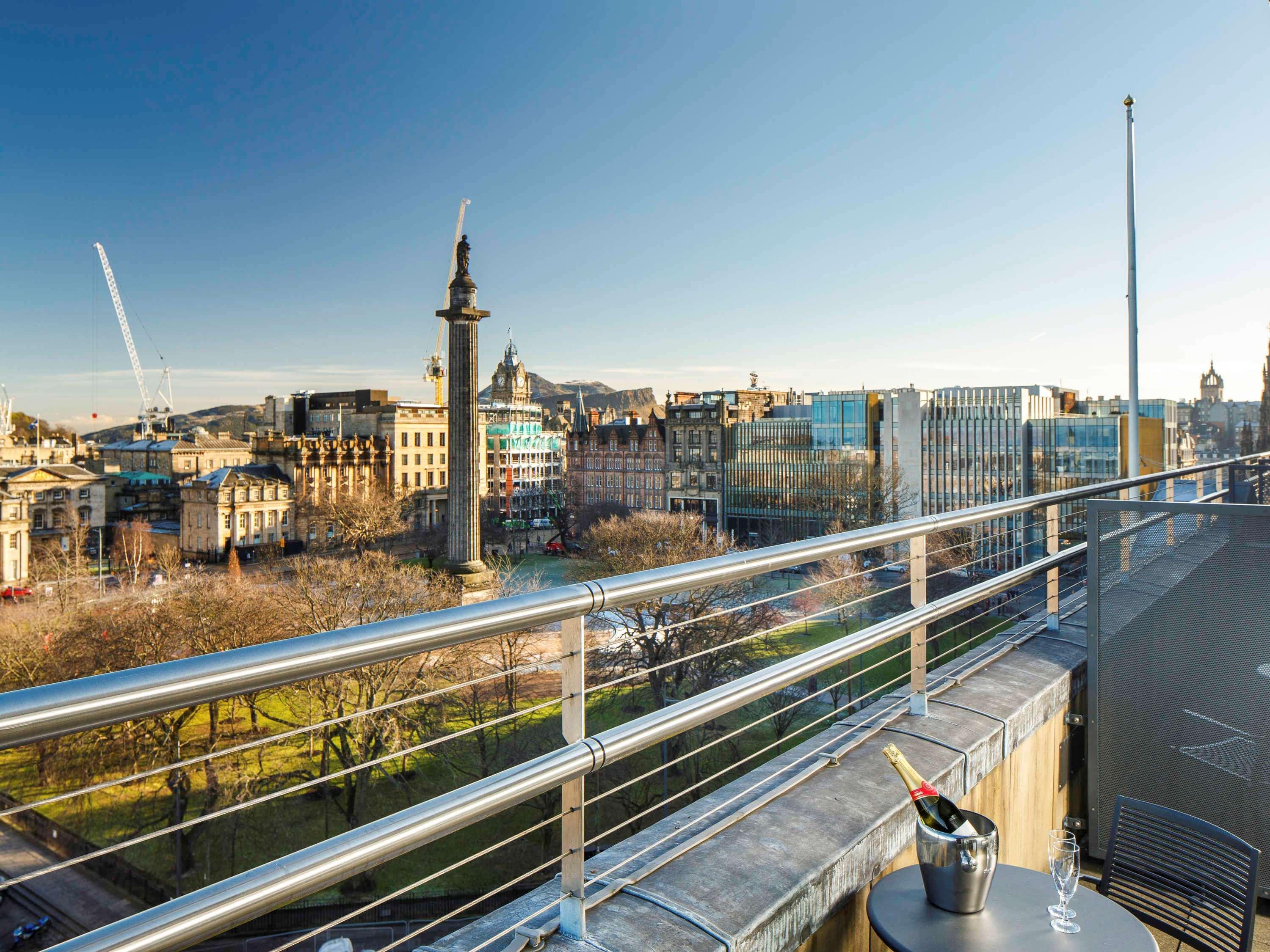 Ibis Styles Edinburgh St Andrew Square Hotel Exterior photo